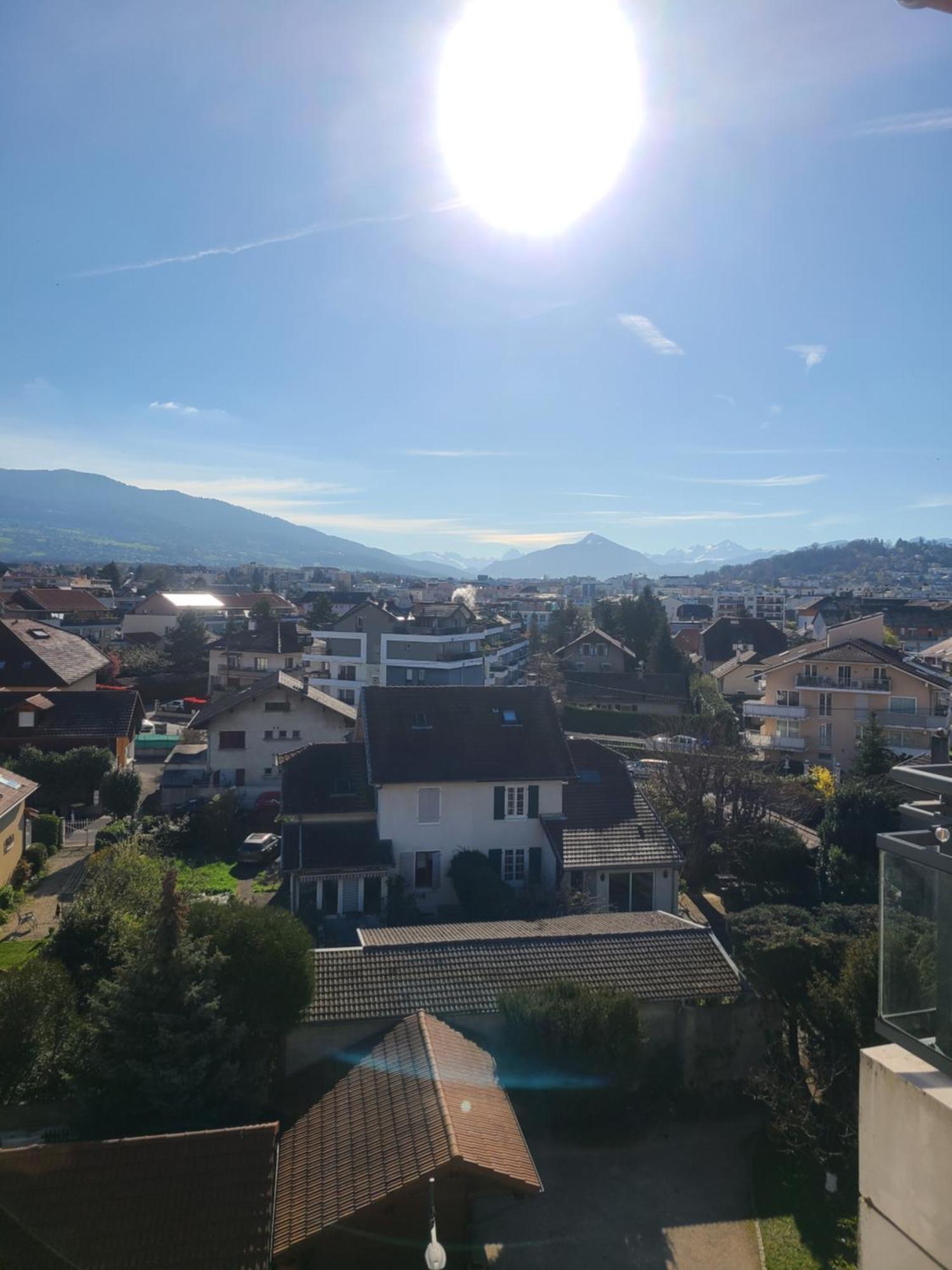 Joli T2 Proche Gare Avec Vue Apartment Annemasse Exterior foto