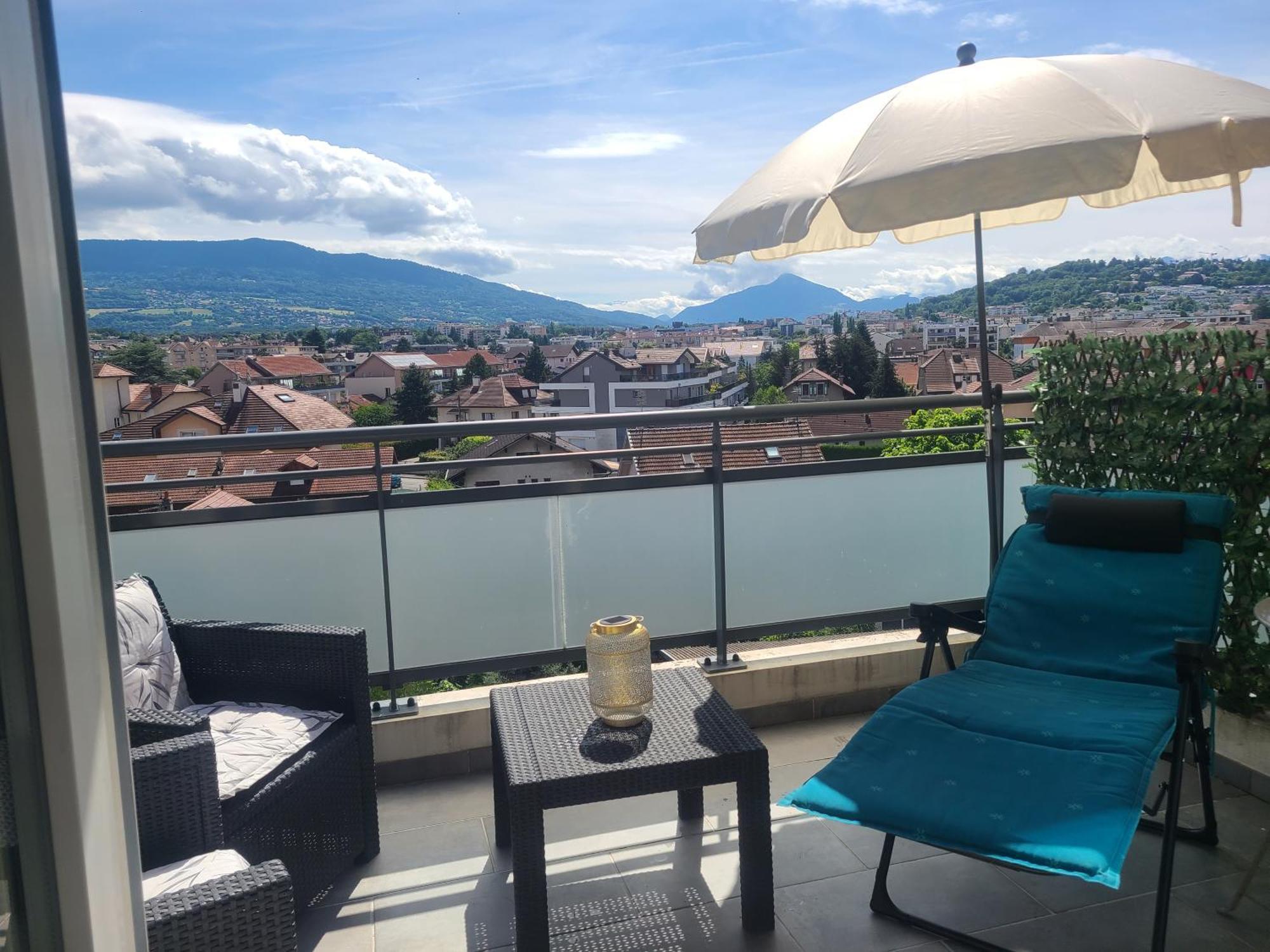 Joli T2 Proche Gare Avec Vue Apartment Annemasse Exterior foto